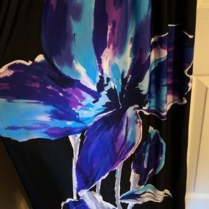 Women’s size M polyester spandex dress floral black worn once great condition